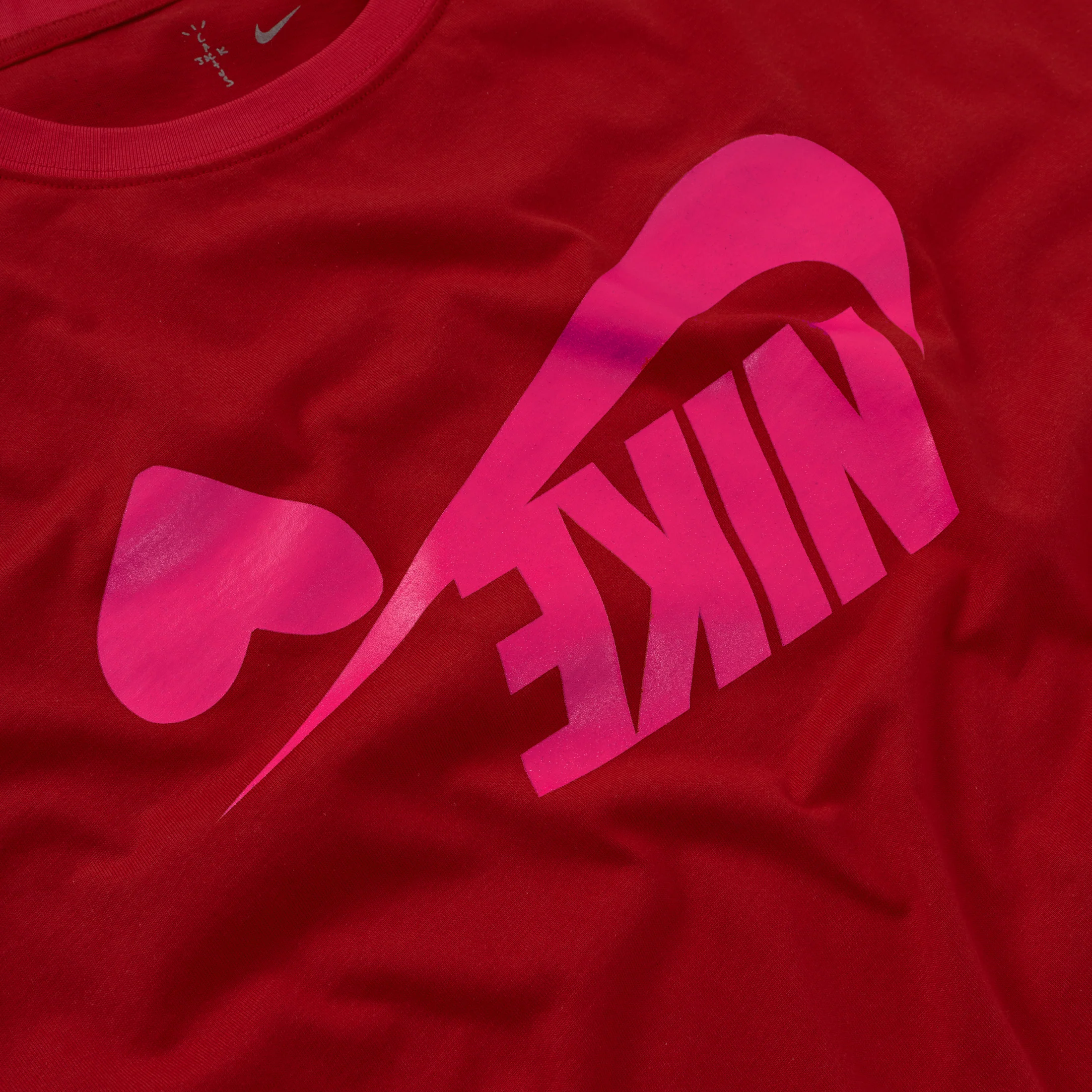 CJ X NIKE HEART RINGER TEE